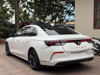 Xe VinFast Lux A 2.0 Base 2.0 AT 2019