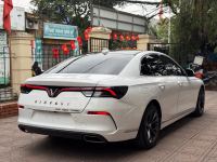 Xe VinFast Lux A 2.0 Base 2.0 AT 2019