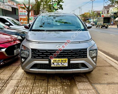 Hyundai Stargazer Cao cấp 1.5 AT
