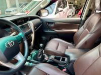 Xe Toyota Fortuner 2.4G 4x2 MT 2017