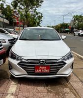 Xe Hyundai Elantra 1.6 MT 2019