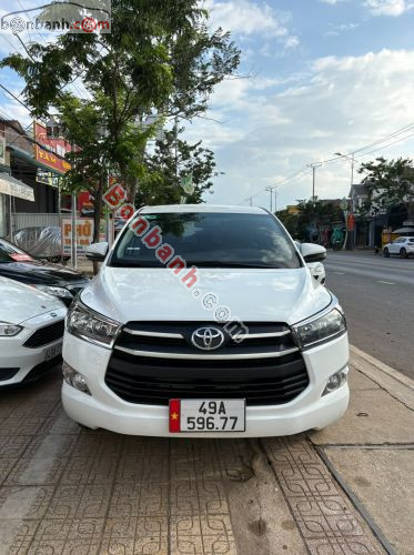 Toyota Innova 2.0E