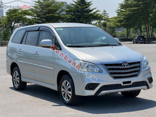 Toyota Innova 2.0E