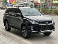 Xe Toyota Fortuner 2.4G 4x2 AT Legender 2020
