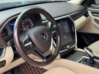 Xe VinFast Lux SA 2.0 Premium 2.0 AT 2019