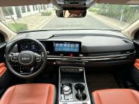 Xe Kia Carnival Signature 2.2D 2024