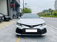 Xe Toyota Camry 2.0Q 2022