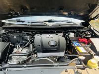 Xe Mitsubishi Pajero Sport 2.4D 4x2 AT 2021