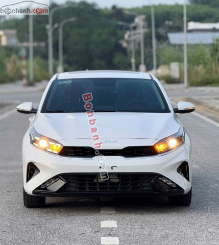Kia K3 Luxury 1.6 AT 2024