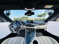 Xe BMW i8 1.5L Hybrid 2015
