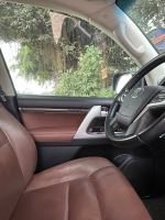 Xe Toyota Land Cruiser 4.6 V8 2020