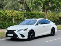 Xe Lexus ES 250 F Sport 2022
