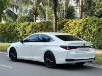 Xe Lexus ES 250 F Sport 2022