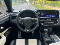 Xe Lexus ES 250 F Sport 2022