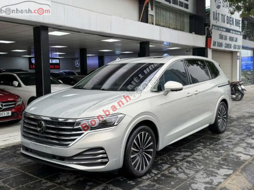 Volkswagen Viloran Luxury 2025