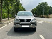 Xe Toyota Fortuner 2.7V 4x2 AT 2016