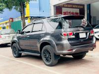Xe Toyota Fortuner 2.7V 4x2 AT 2015