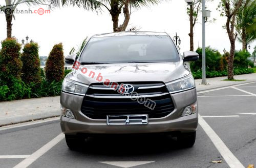 Toyota Innova 2.0E 2019
