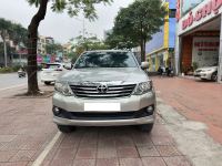 Xe Toyota Fortuner 2.7V 4x4 AT 2014