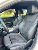 Xe BMW 3 Series 320i M Sport 2024