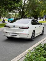 Xe BMW 7 Series 735i Pure Excellence 2023