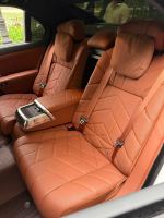 Xe BMW 7 Series 735i Pure Excellence 2023