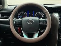 Xe Toyota Fortuner 2.7V 4x2 AT 2020