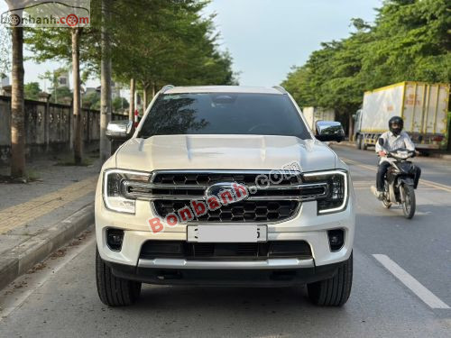 Ford Everest Titanium 2.0L 4x2 AT