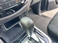 Xe Nissan Navara EL A-IVI 2.5 AT 2WD 2020