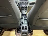 Xe Hyundai i10 1.2 AT 2021