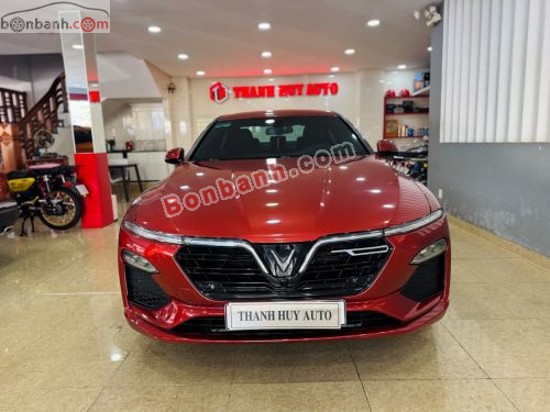 VinFast Lux A 2.0 Base 2.0 AT 2021