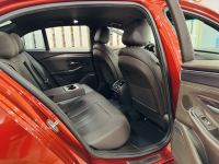 Xe VinFast Lux A 2.0 Base 2.0 AT 2021