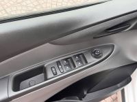 Xe VinFast Fadil Tiêu chuẩn 1.4 AT 2022