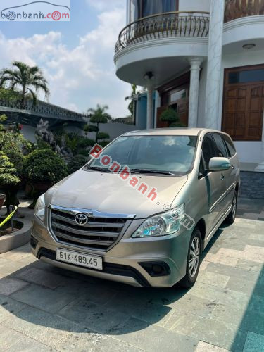 Toyota Innova 2.0E 2016