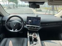 Xe VinFast VF7 S 2024