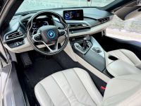 Xe BMW i8 1.5L Hybrid 2015