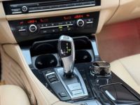 Xe BMW 5 Series 520i 2016