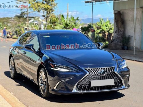 Lexus ES 250 2025