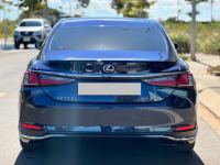 Xe Lexus ES 250 2025