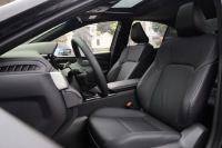 Xe Toyota Camry 2.0Q 2025