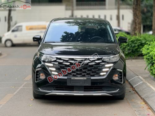 Xe Hyundai Custin Cao Cấp 2.0T 2023