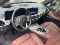 Xe BMW X7 xDrive40i 2023