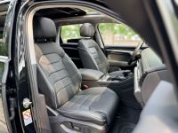Xe Volkswagen Touareg Luxury 2.0 TSI 2023
