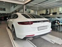 Xe Porsche Panamera 3.0 V6 2018