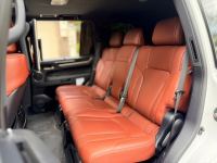 Xe Lexus LX 570 Super Sport 2020