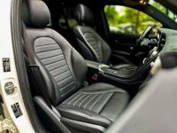 Xe Mercedes Benz GLC 300 4Matic 2020
