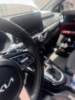 Xe Kia K3 Premium 2.0 AT 2022