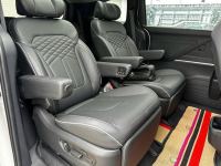 Xe Hyundai Custin Cao Cấp 2.0T 2023