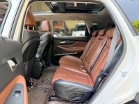 Xe Hyundai SantaFe Cao cấp 2.5L HTRAC 2022