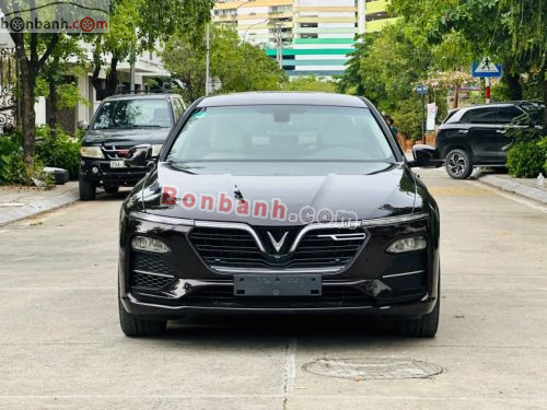 Xe VinFast Lux A 2.0 Premium 2.0 AT 2021